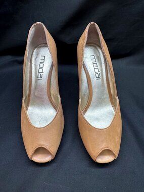 Moda Spana Womens Size 8 Peep Toe Wedge 4 inch Heel Neutral Tan Color Slip On